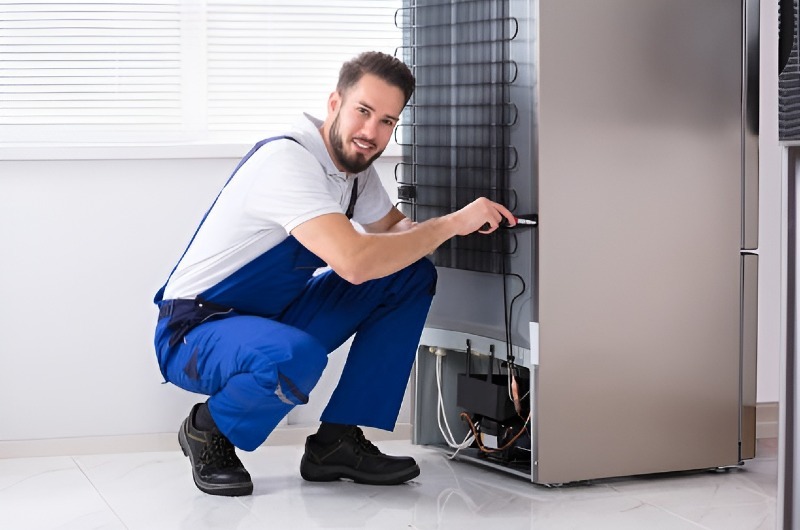 Refrigerator repair in San Diego